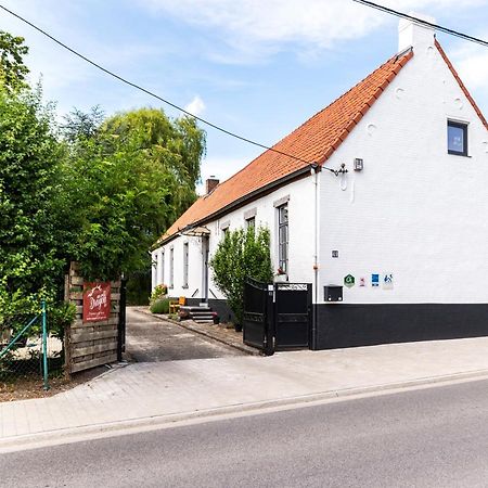 Au Petit Dragon Bed and Breakfast Bergen Buitenkant foto