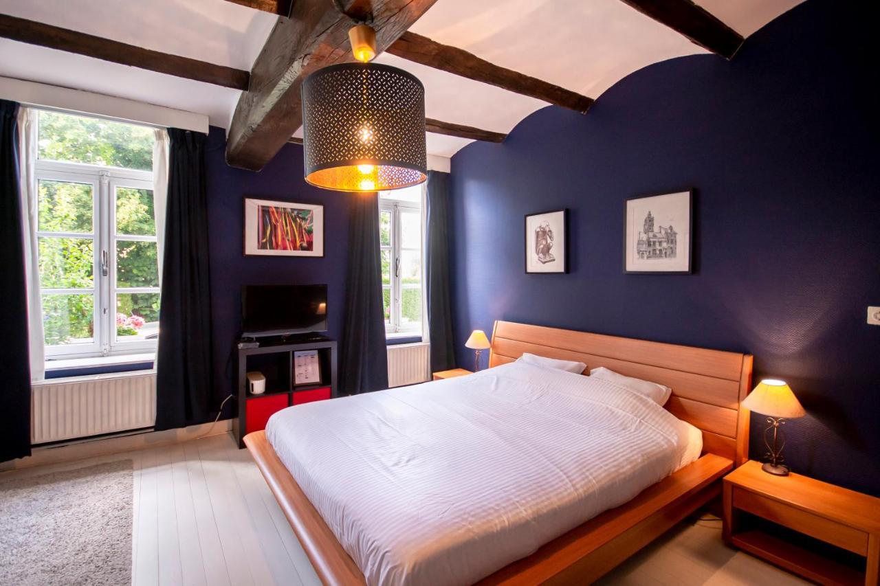 Au Petit Dragon Bed and Breakfast Bergen Buitenkant foto