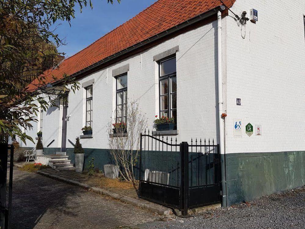 Au Petit Dragon Bed and Breakfast Bergen Buitenkant foto